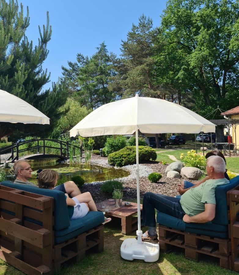 Hotel Pommerscher Hof ซินโนวิทซ์ ภายนอก รูปภาพ