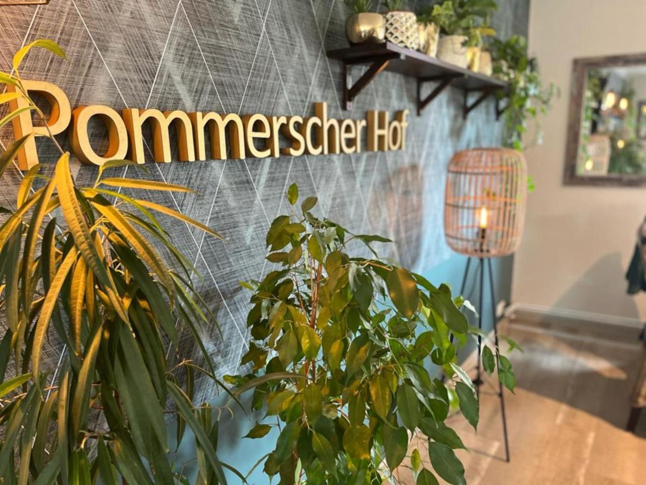 Hotel Pommerscher Hof ซินโนวิทซ์ ภายนอก รูปภาพ