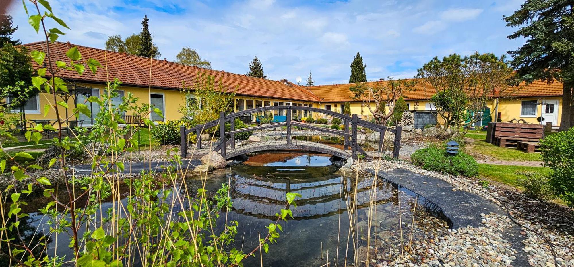 Hotel Pommerscher Hof ซินโนวิทซ์ ภายนอก รูปภาพ